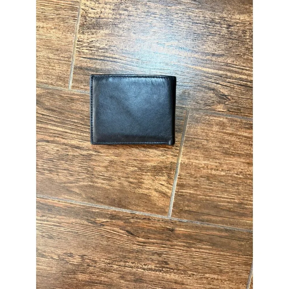 Tommy Hilfiger Black Leather Passcase & Valet Wallet